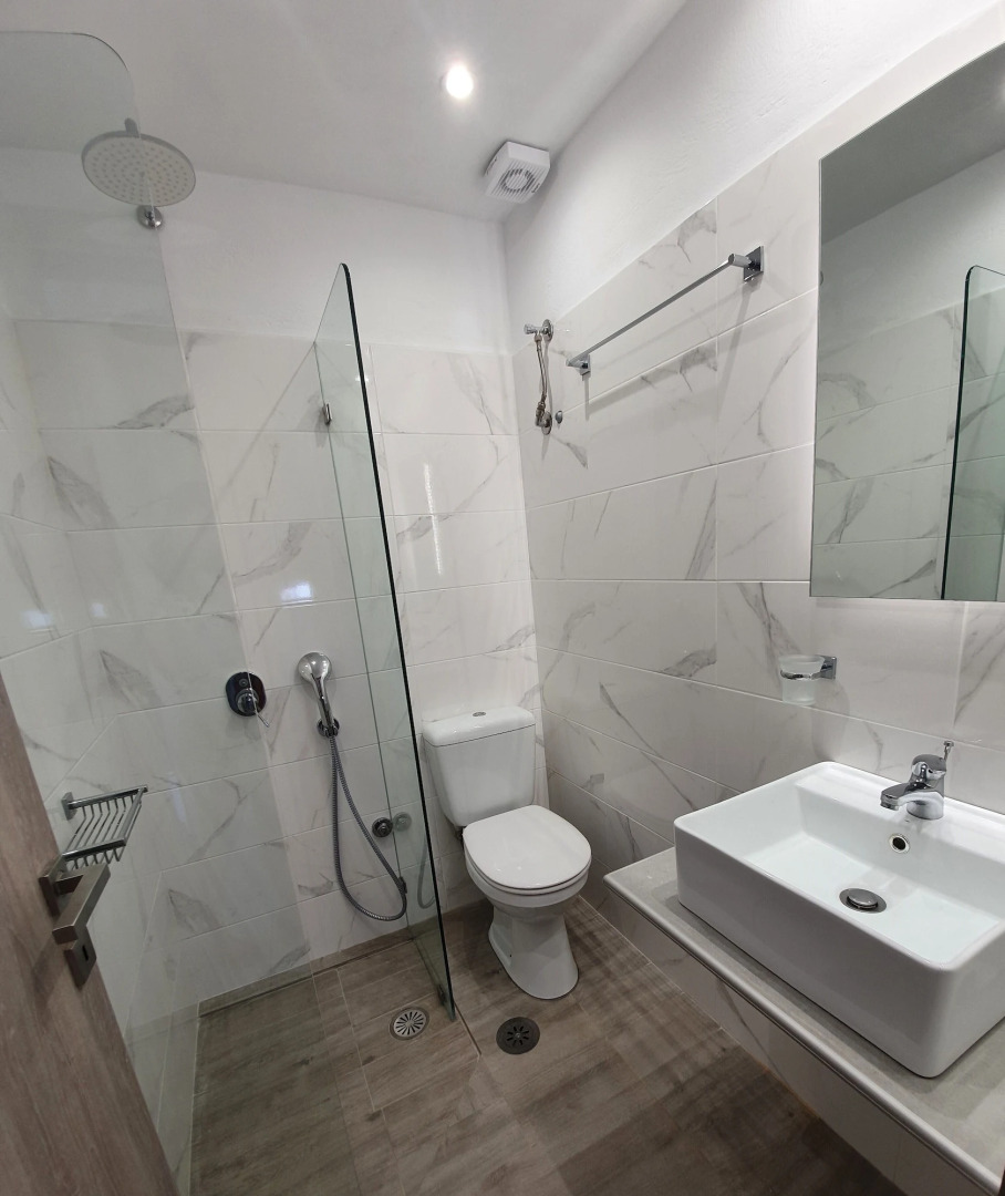 Petros Studios & Suites