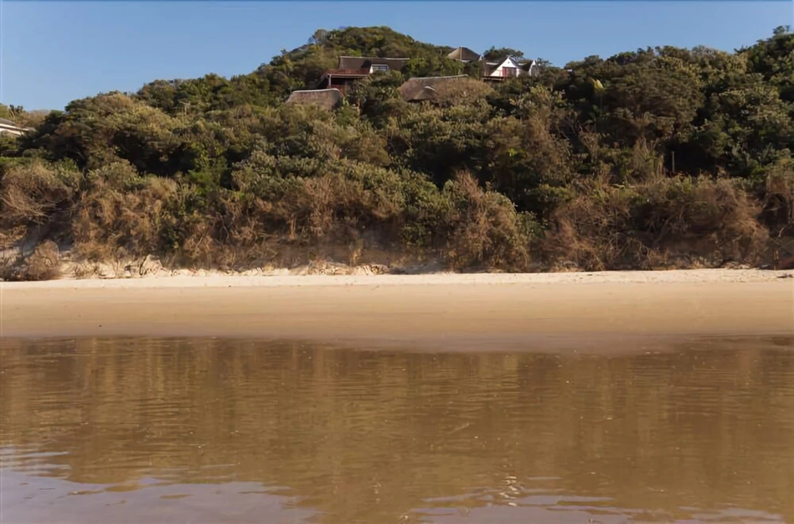 Crawfords Beach Lodge & Cabins