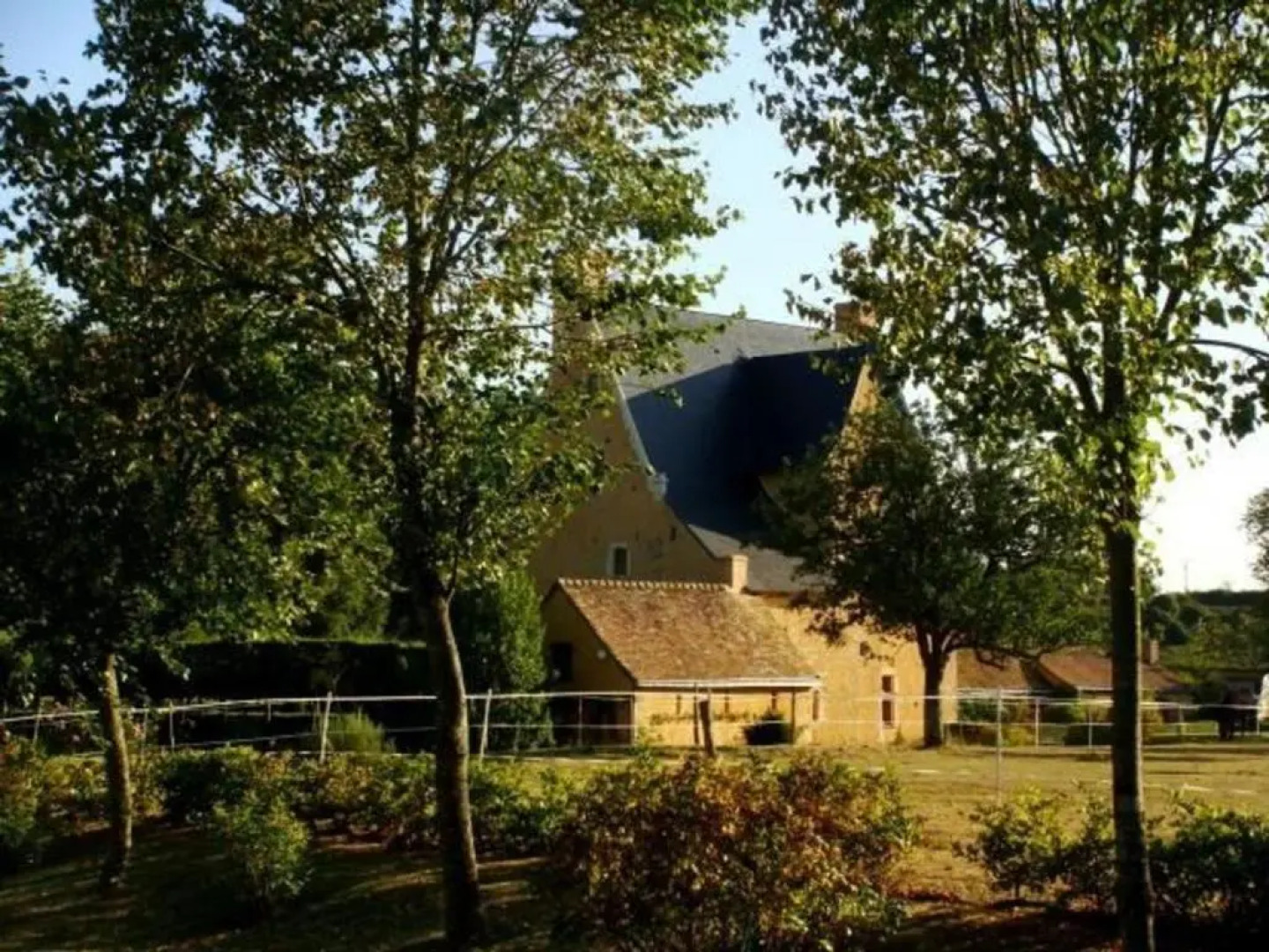Gîte Asnières-sur-Vègre, 2 pièces, 2 personnes - FR-1-410-148