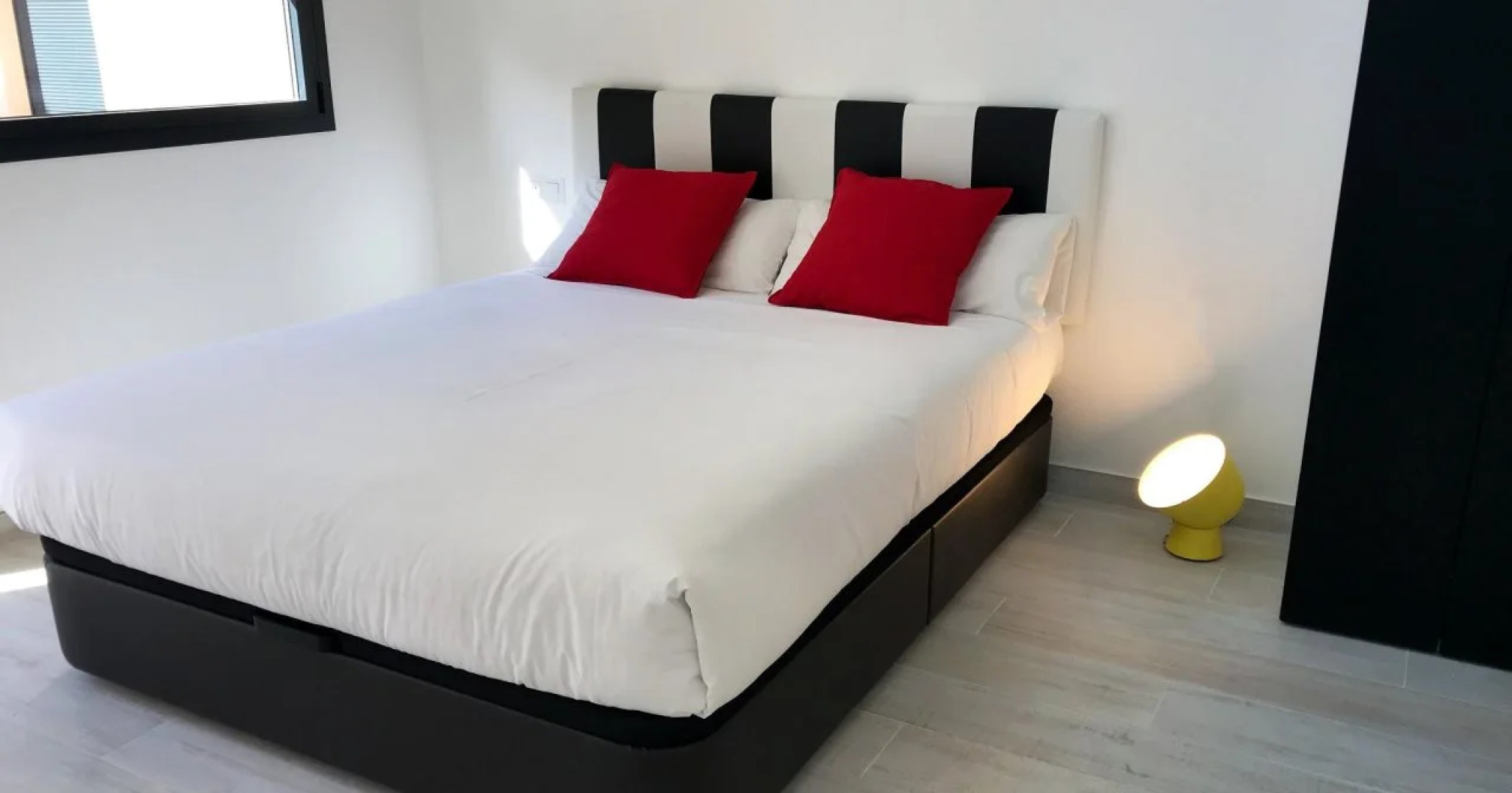 Ginosi Eccentric Apartel