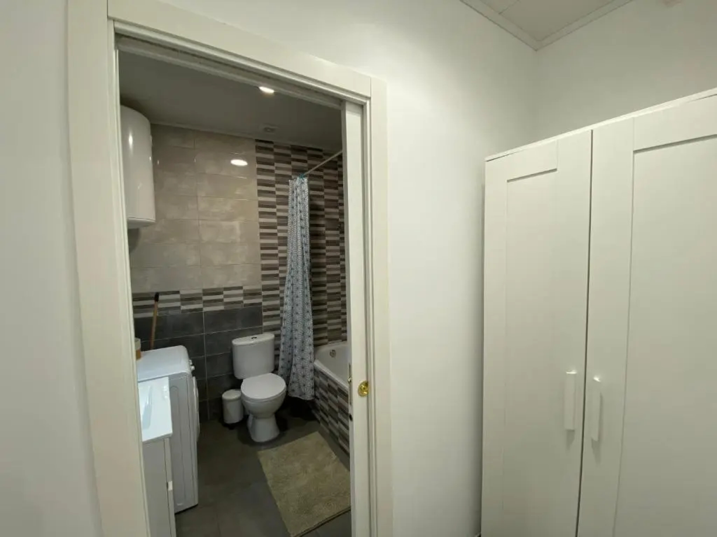 Cozy Suite apartment, WiFi!