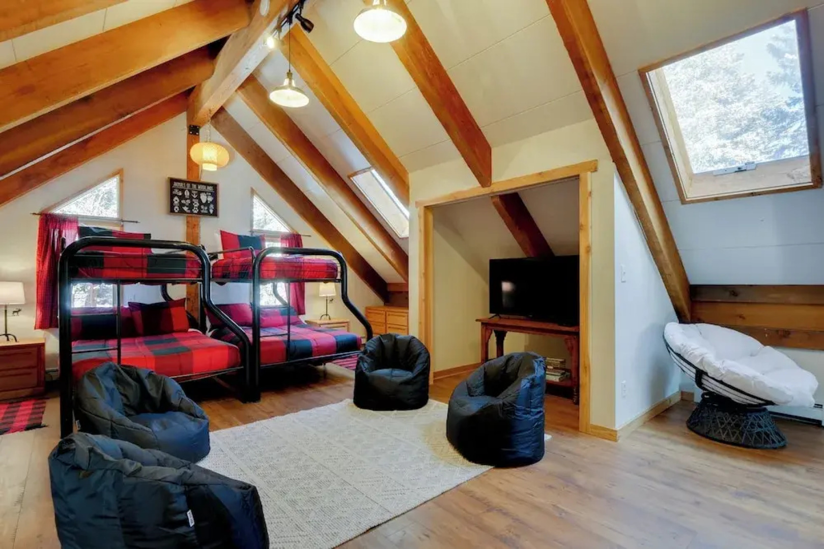 Riverside Colorado Cabin w/ Deck & Hot Tub