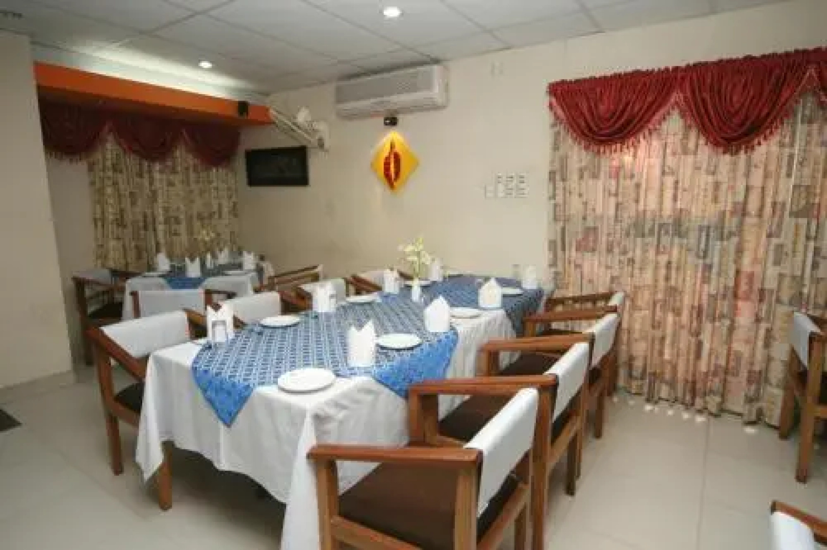Red Chillies Restaurant and Guest house