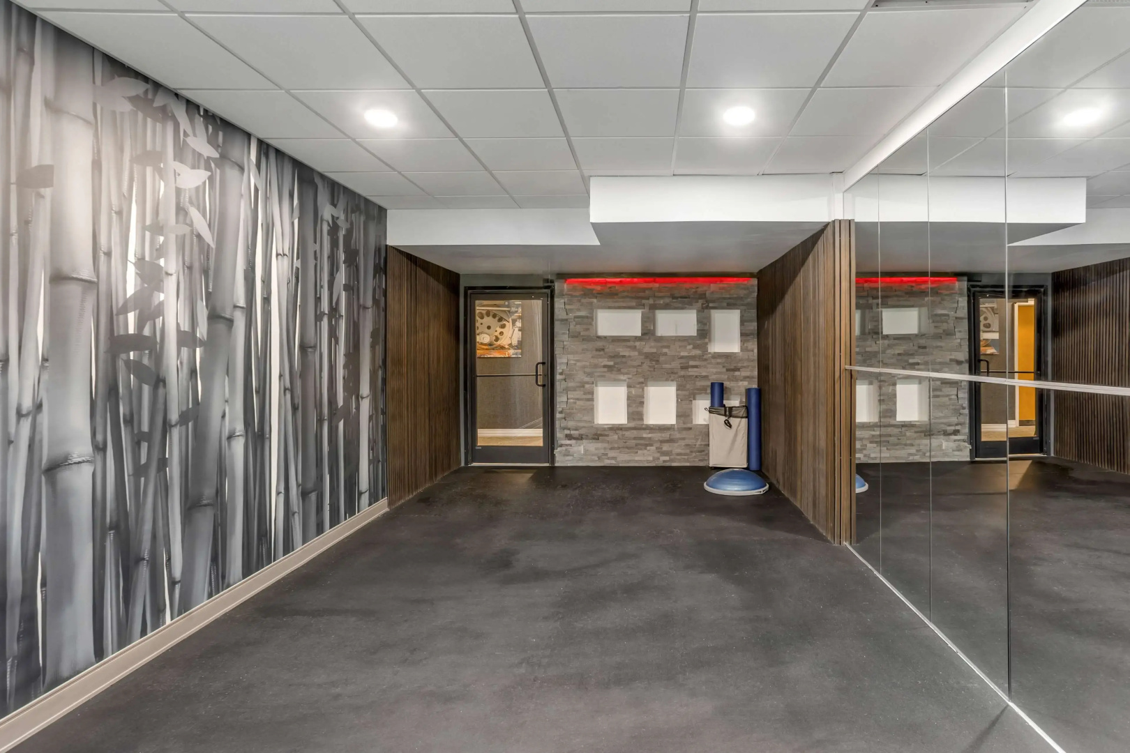 Best Western Plus Heritage Rail Inn & Suites