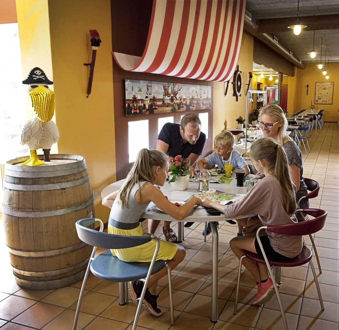 LEGOLAND Wild West Cabins