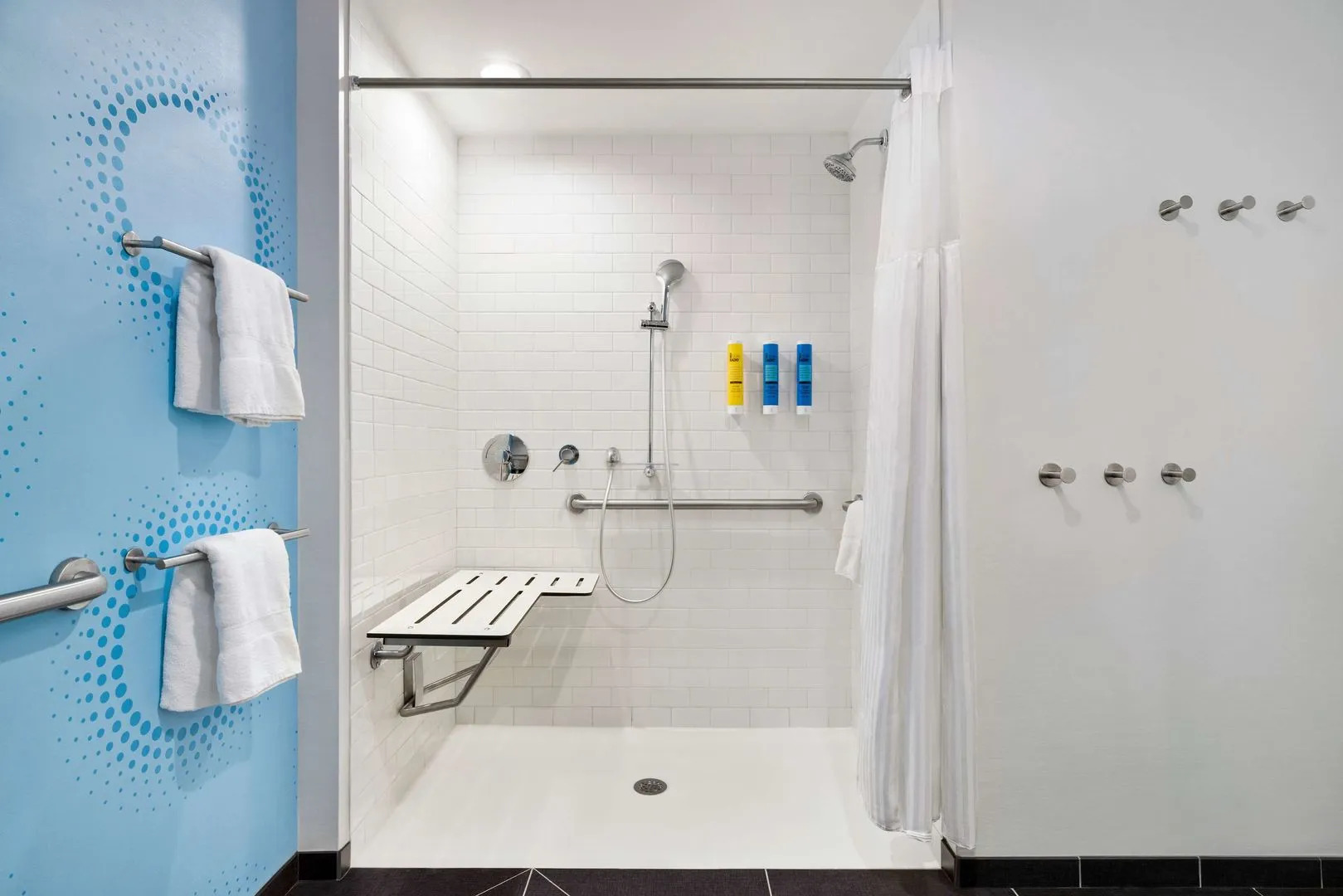 Tru by Hilton Lawrenceville Atlanta I-85 Sugarloaf