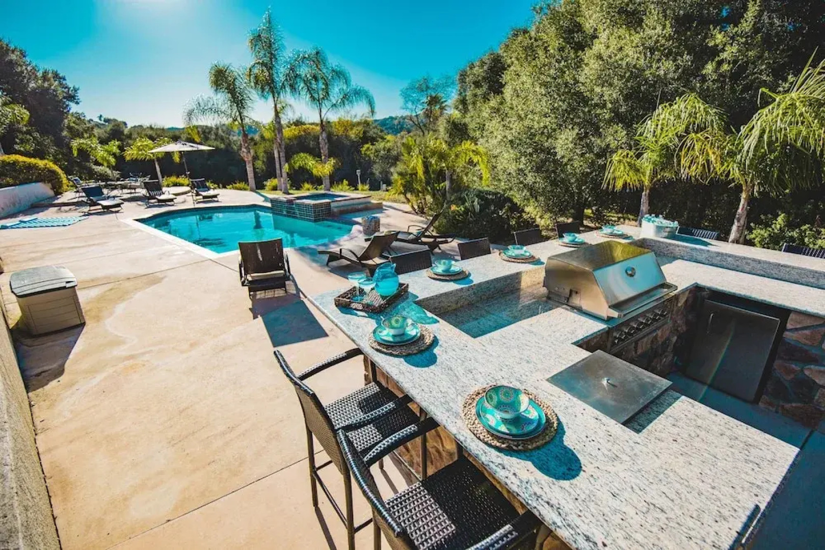 Grapevine by AvantStay | Secluded Villa | 4 Acres of Vineyards & Avo Groves!