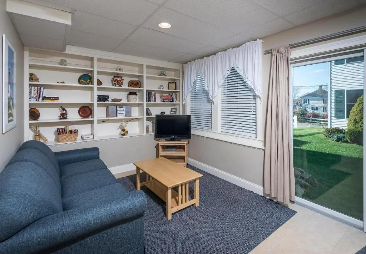 Carriage House at One Long Beach