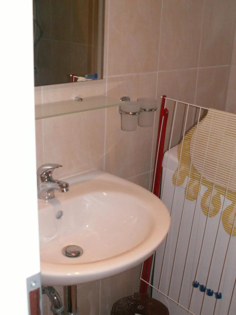 Felicita Aivazovski Park Ap H28