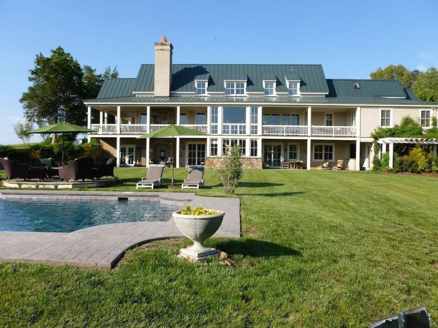 Cedar Spring Inn & Spa