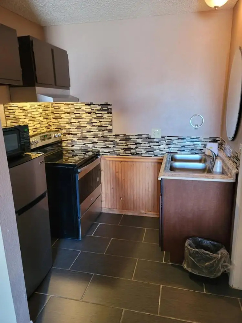 National 9 Inn Tonopah