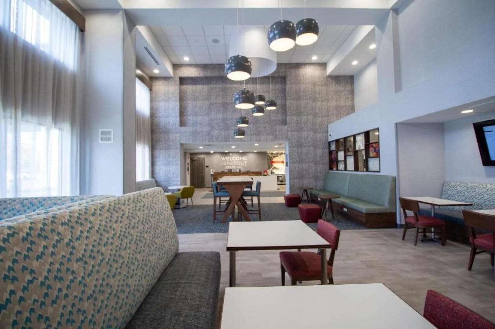 Hampton Inn & Suites North Attleboro