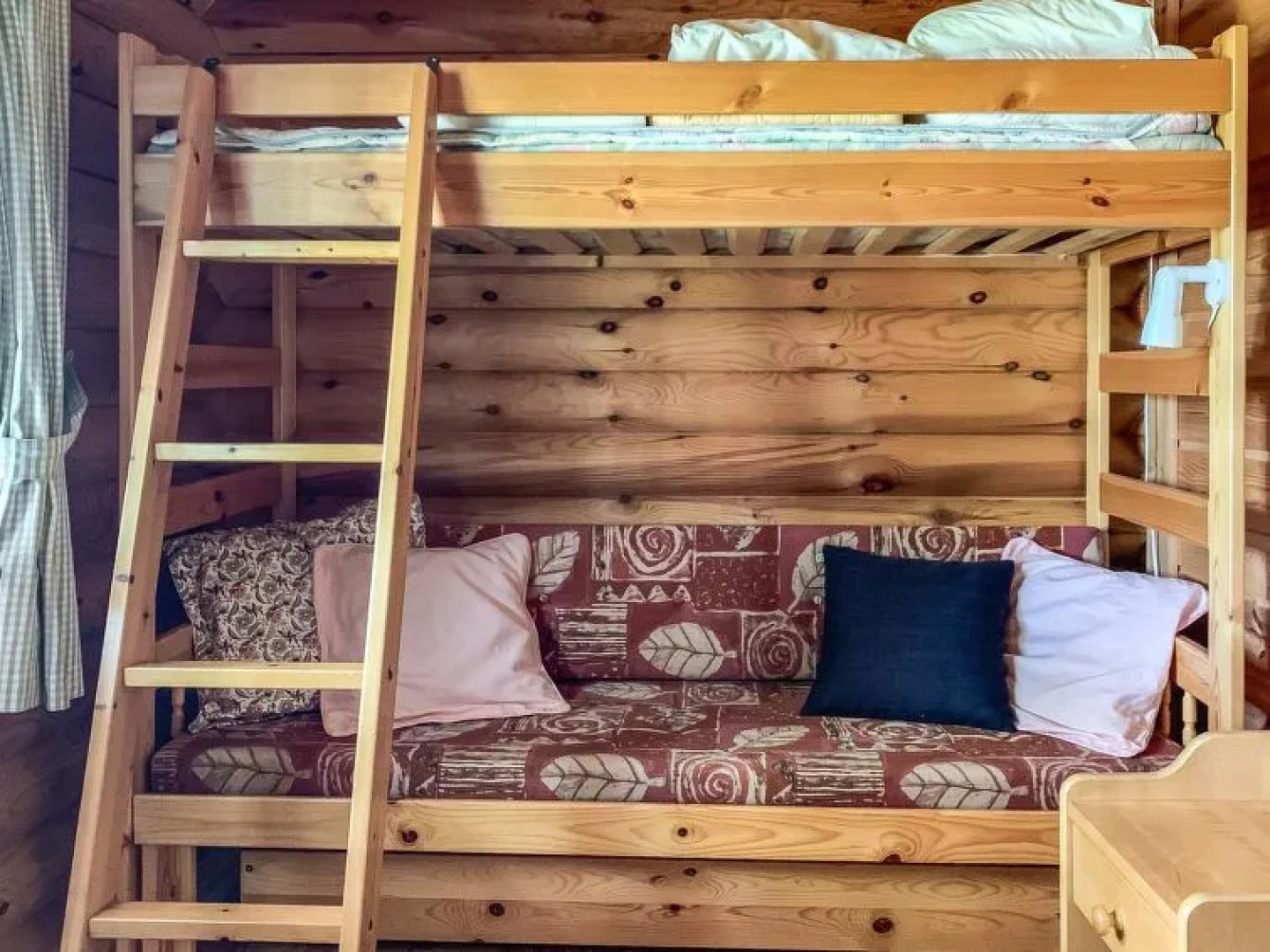 Holiday Home Leväsaari