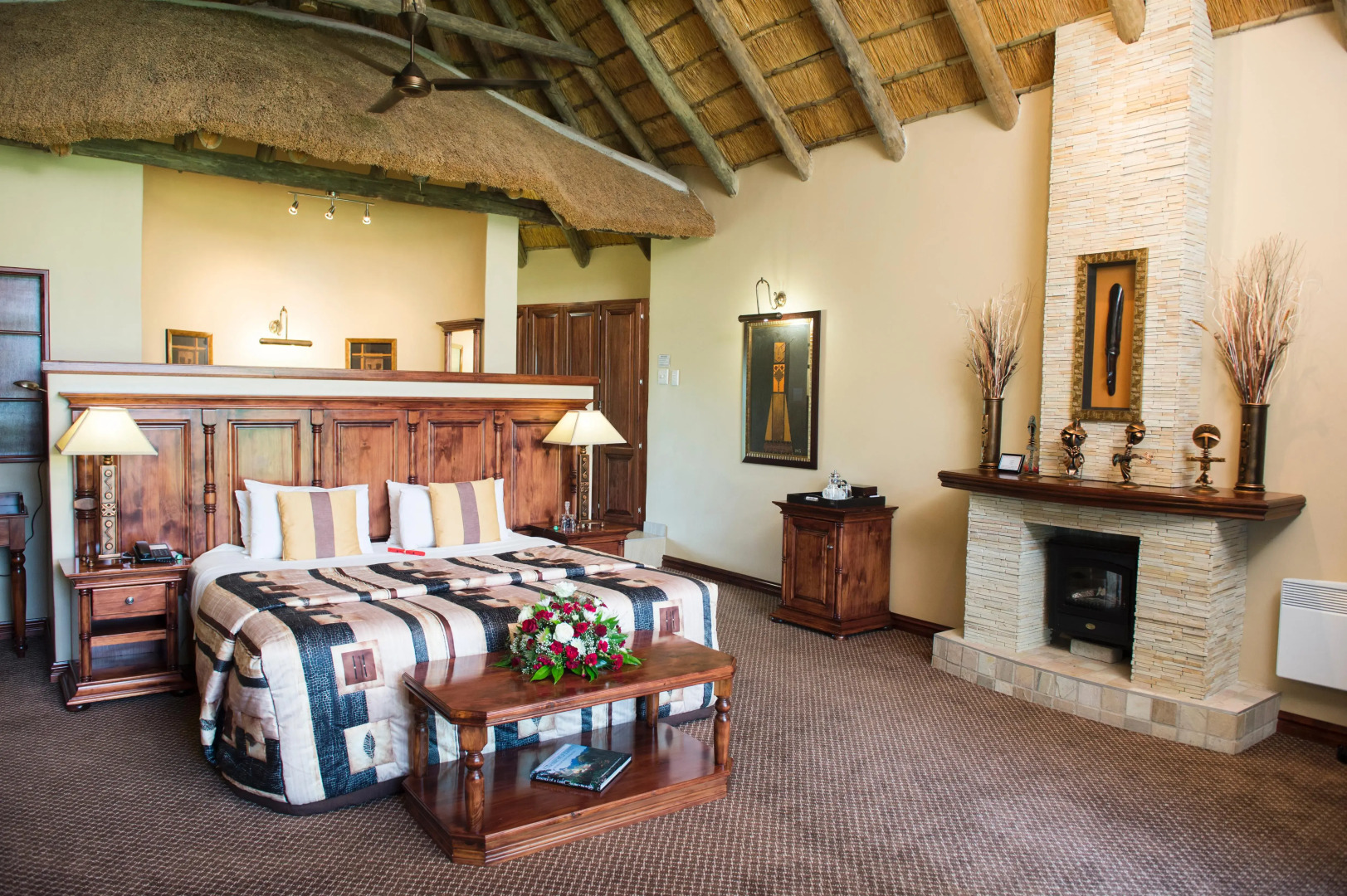 Cathedral Peak Hotel