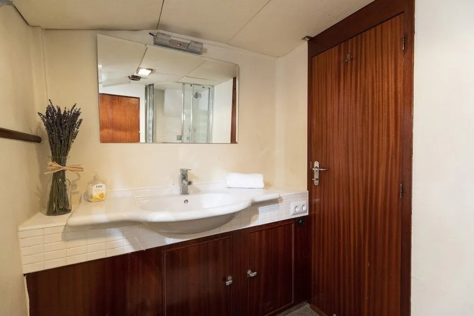 Luxury Boat in Port Forum