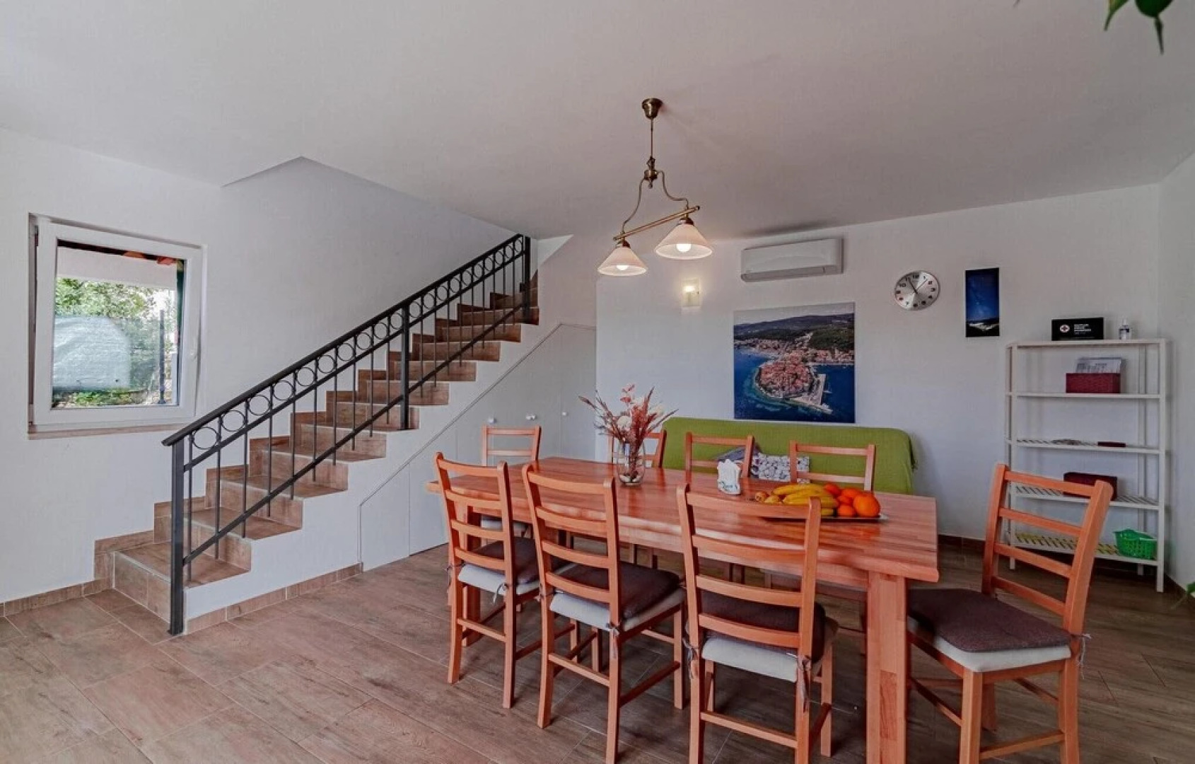 Stunning Home in Nova With Wifi and 3 Bedrooms