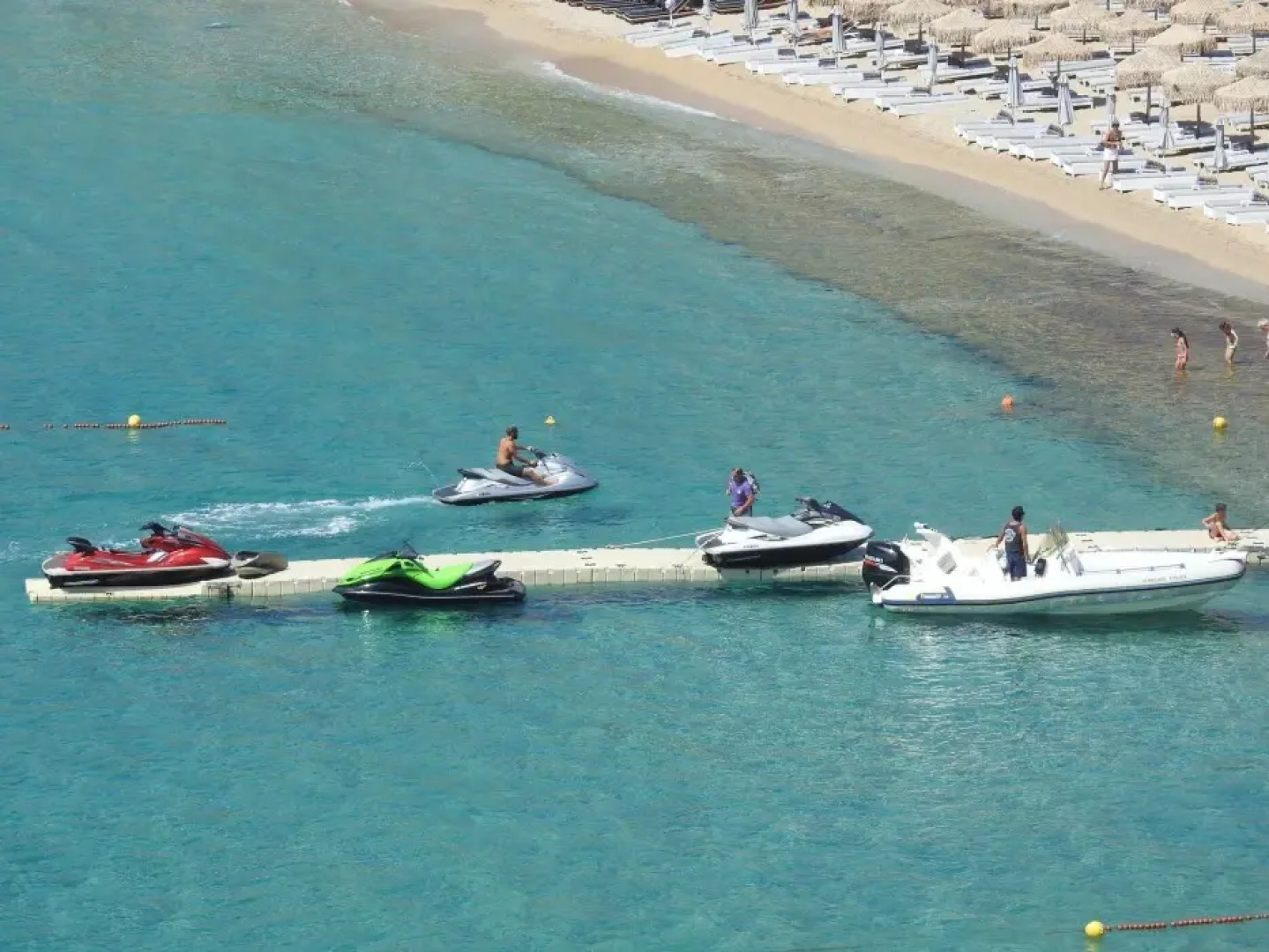 Super Paradise Suites