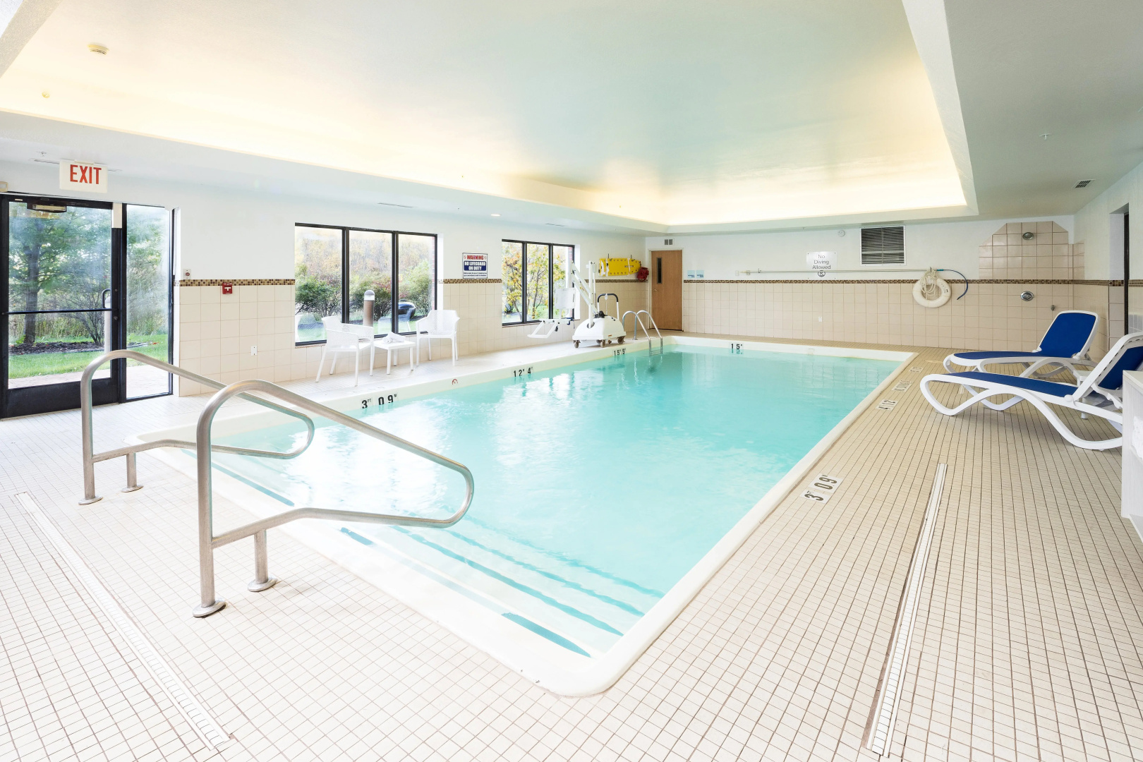 Holiday Inn Express Hotel & Suites Grand Blanc