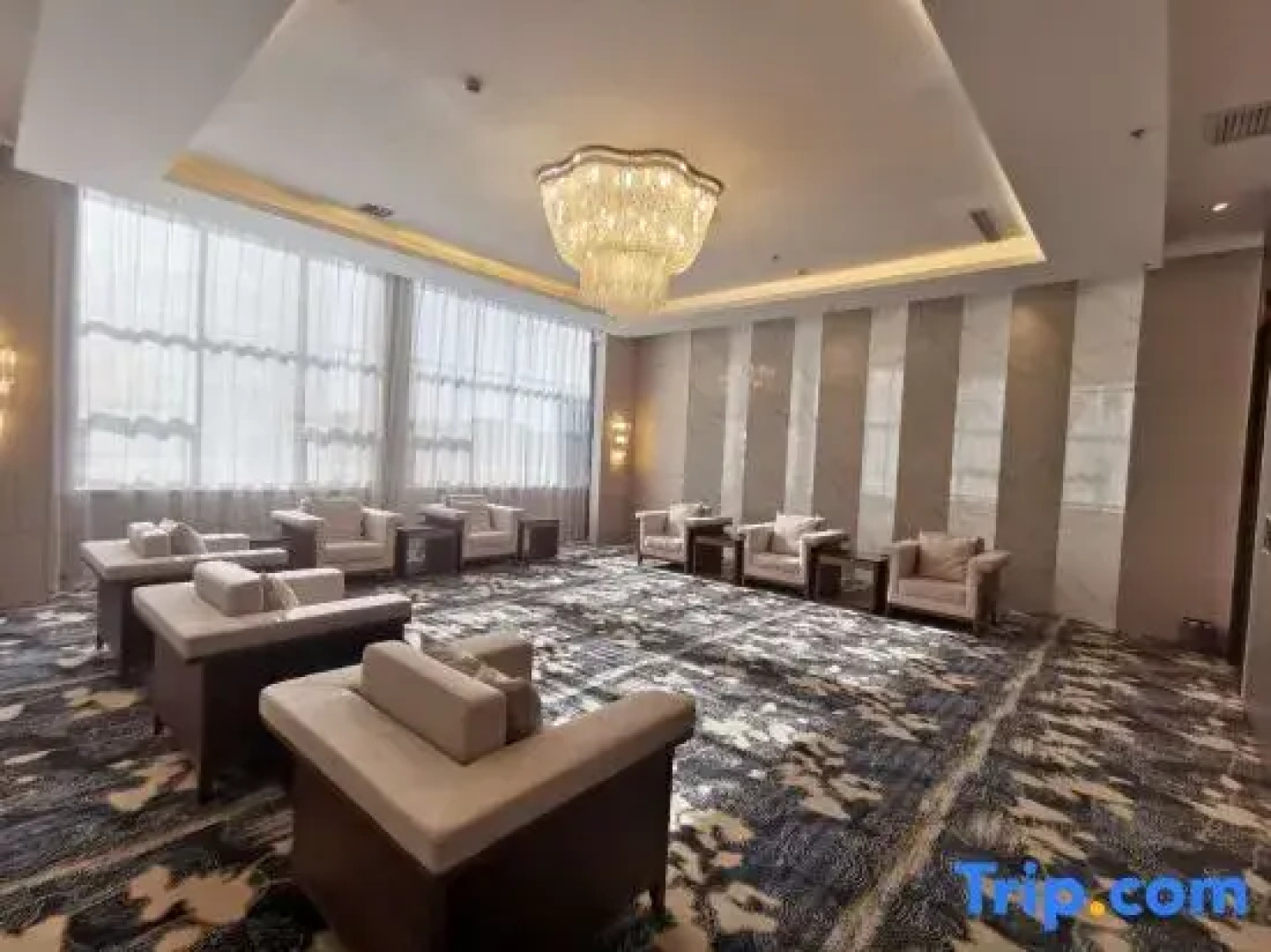 Suihua Jinding Haitian International Hotel