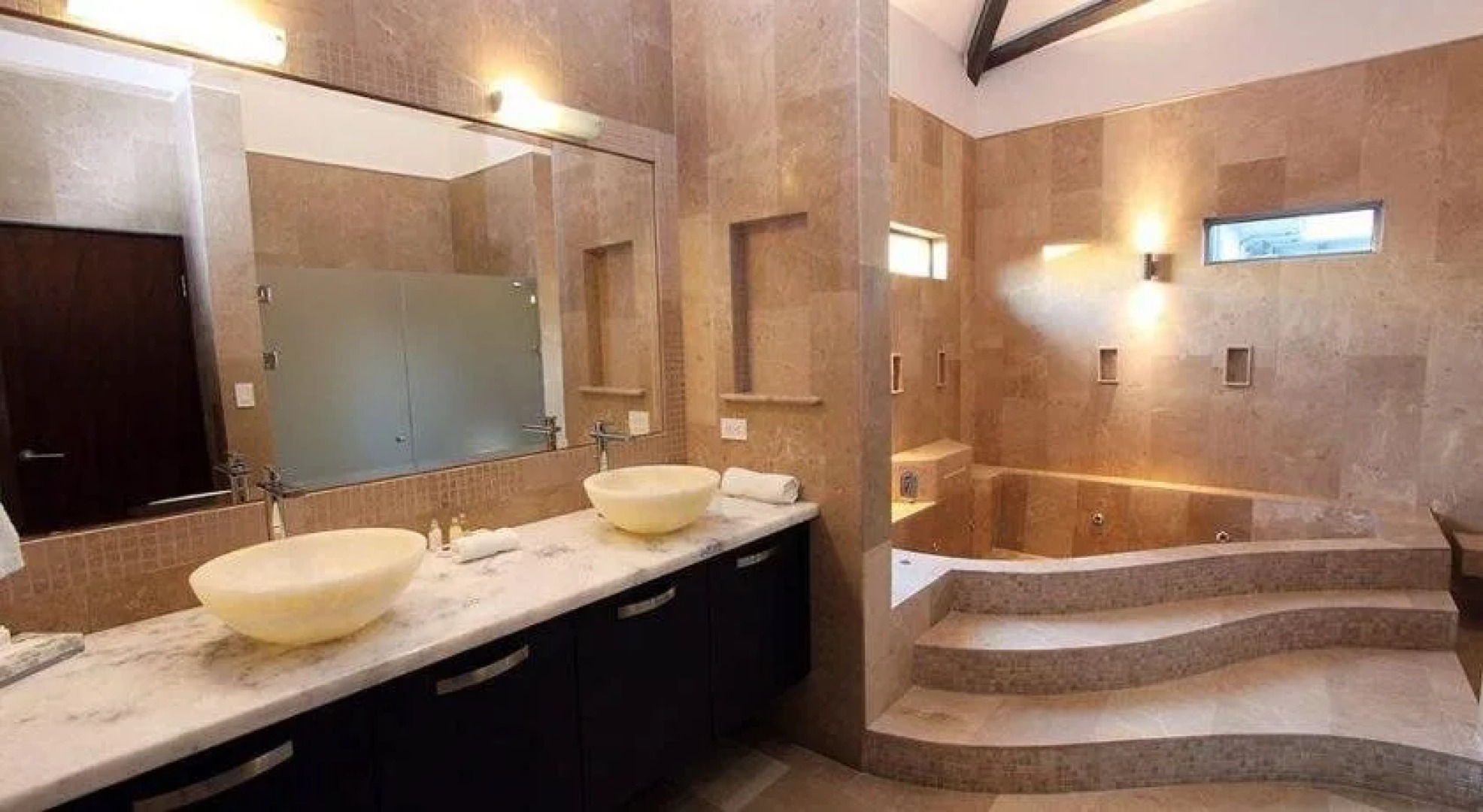 Luxury Sky Penthouses 3-6BR Condo-Hotel at Oceano Jaco