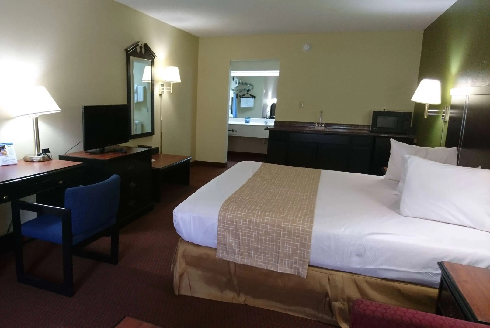Travelodge by Wyndham Knoxville East