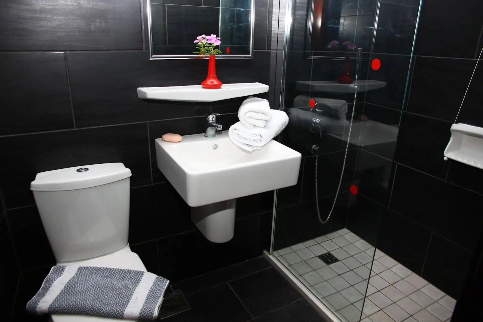 Bellos Hotel Apartments