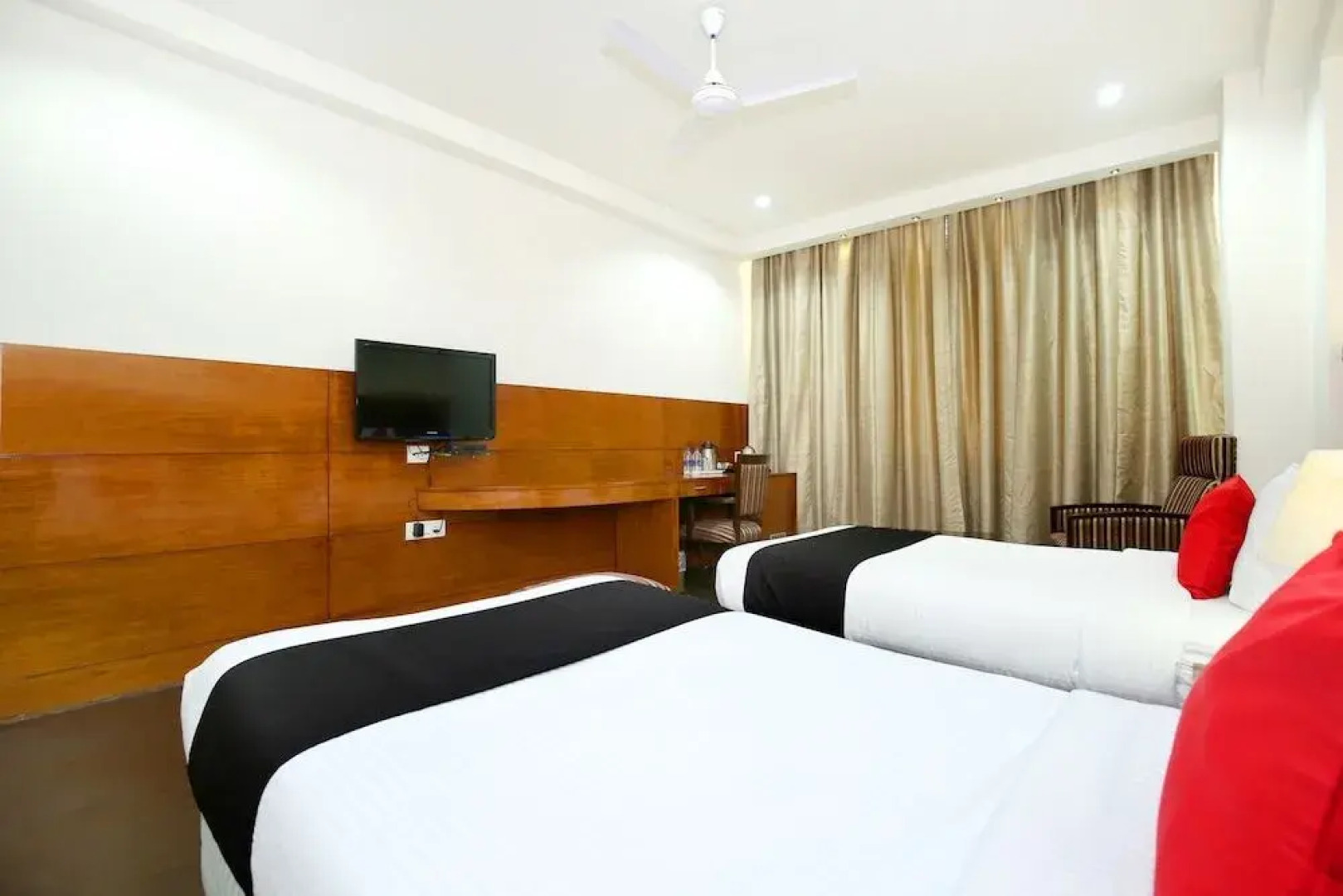 Capital O 4004 I-Square