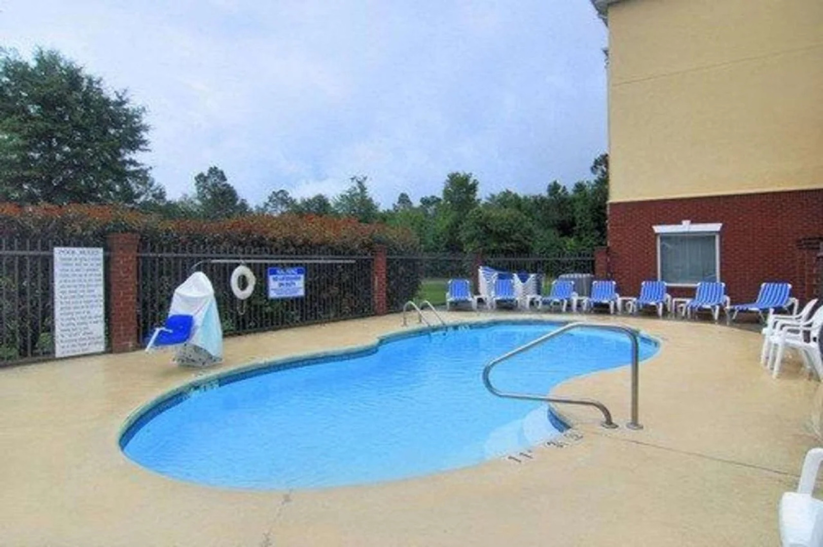 Comfort Inn & Suites Statesboro - University Area