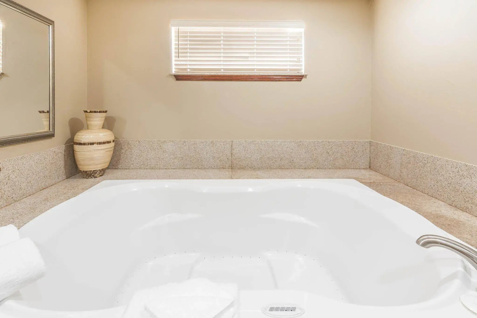 Comfort Suites Yukon - SW Oklahoma City