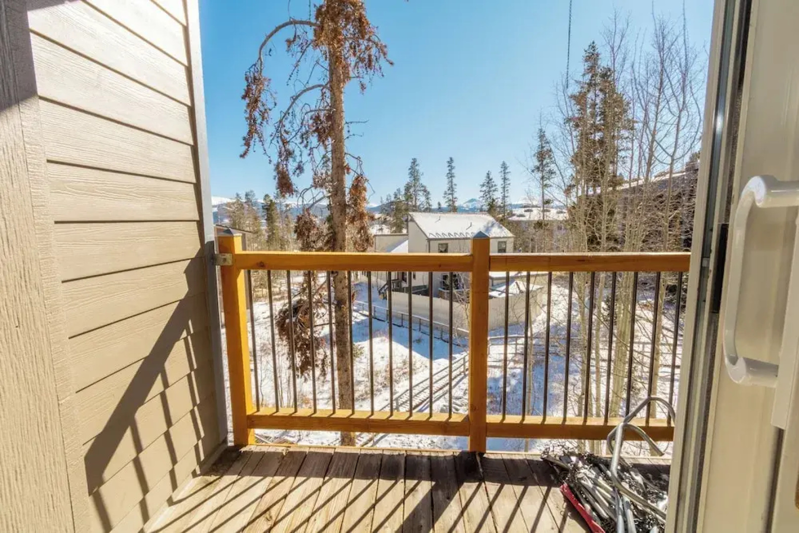 Treehouse #305, Building D by Summit County Mountain Retreats