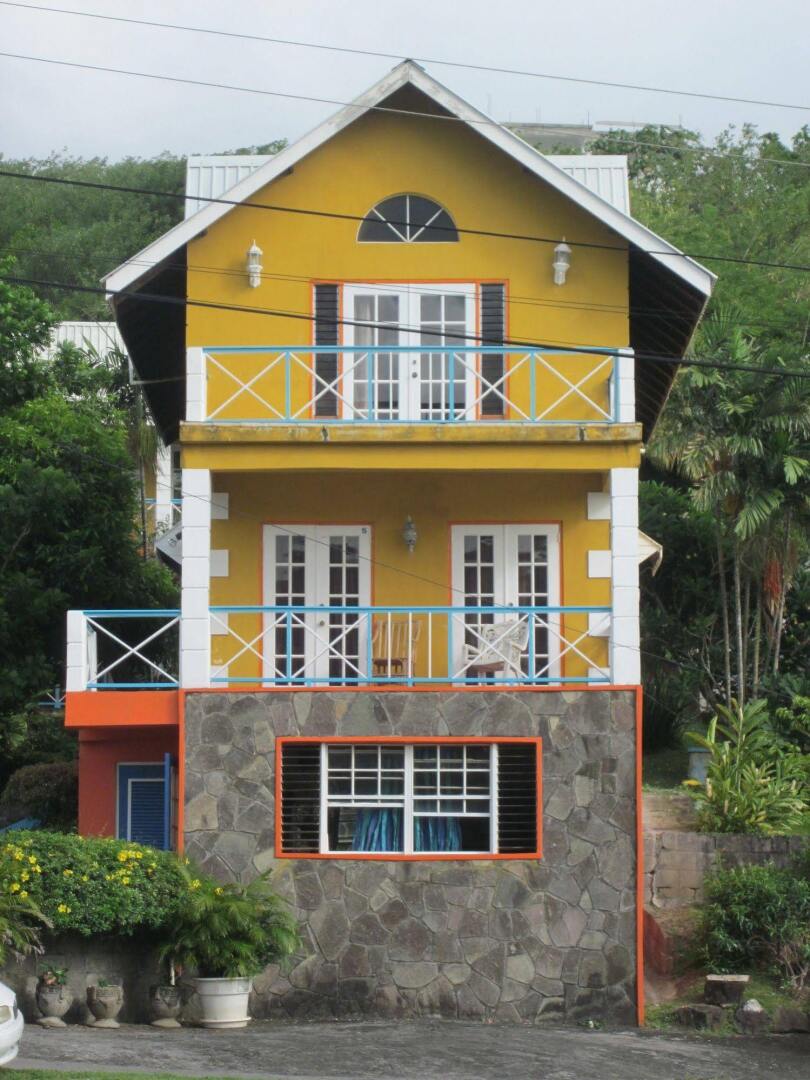 Buttercup Cottage Apartments