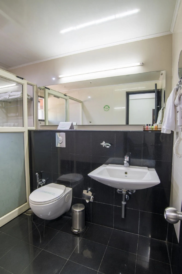 The Silvertips Munnar