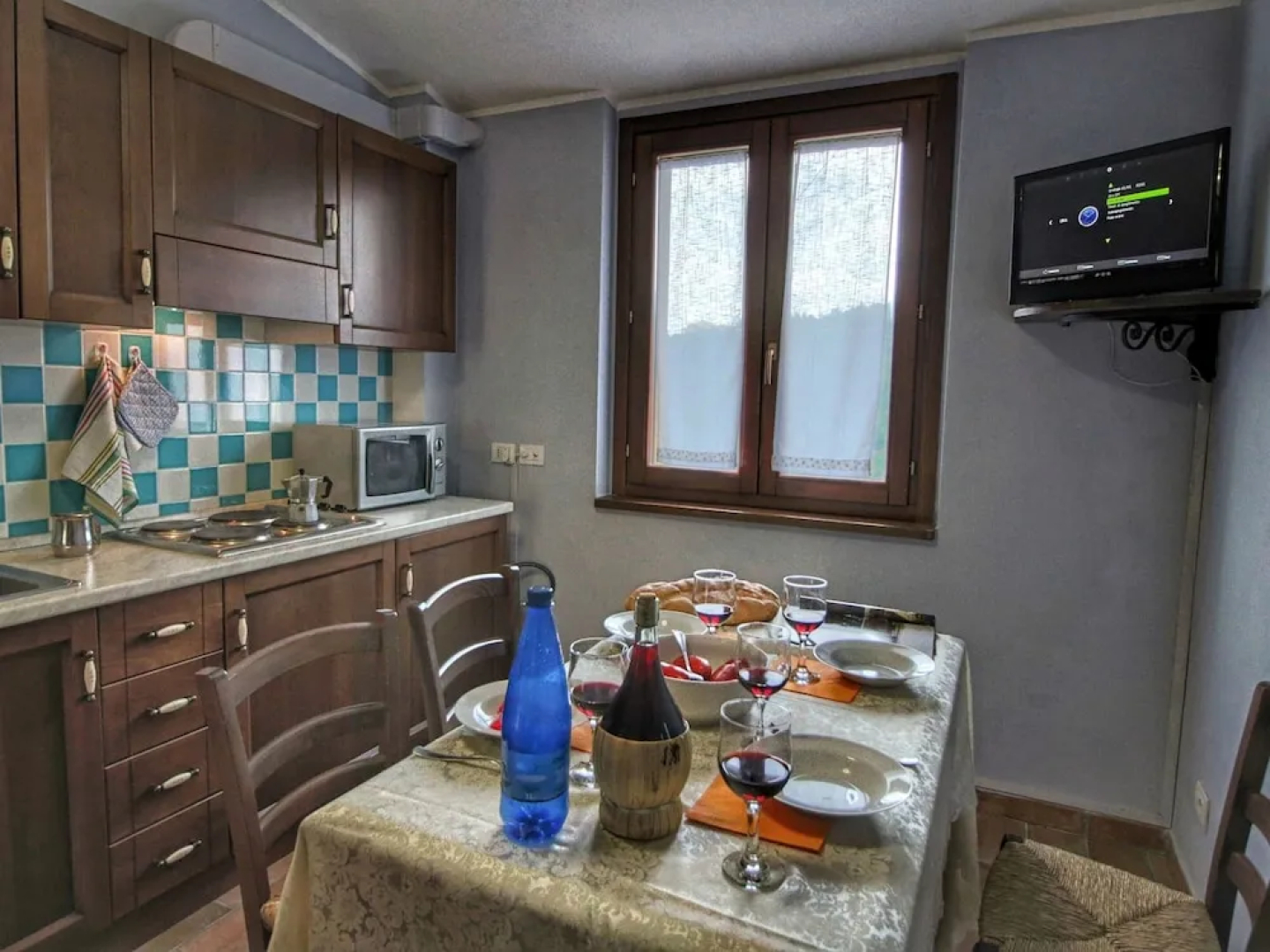 Pet-friendly Cottage With Pool