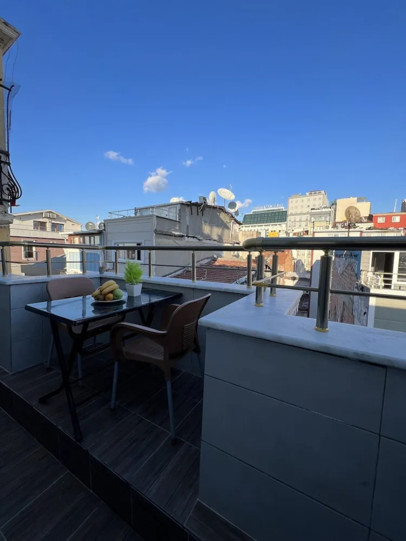 Taksim Larissa Hotel Suites