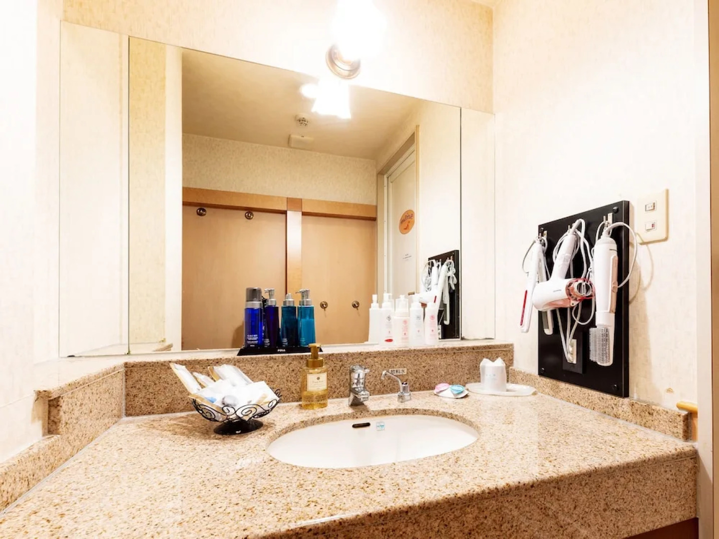 Hotel Mine - Adults Only