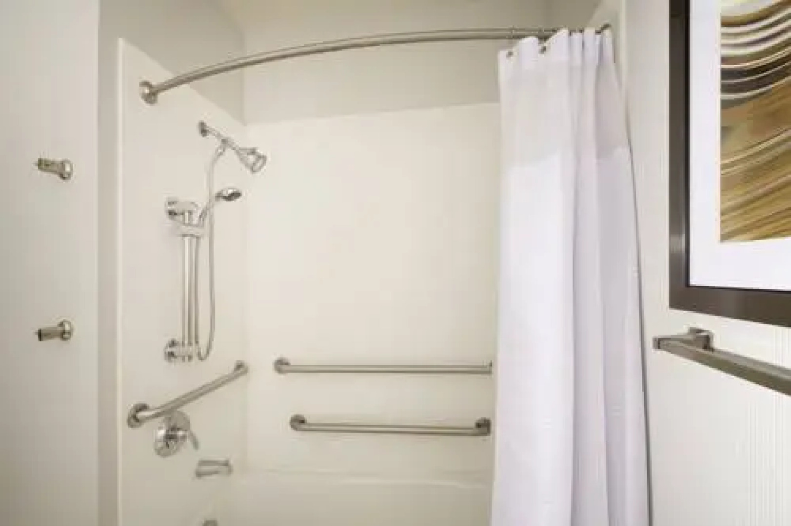 Paradise Golf & Lake Resort