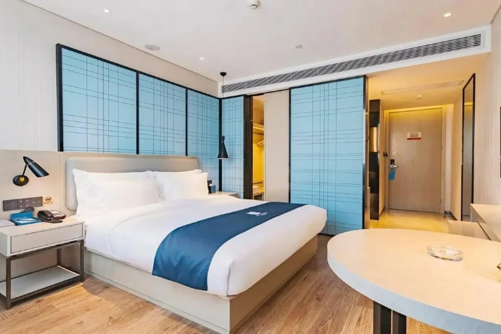 Echarm Hotel (Anlu Pedestrian Street)