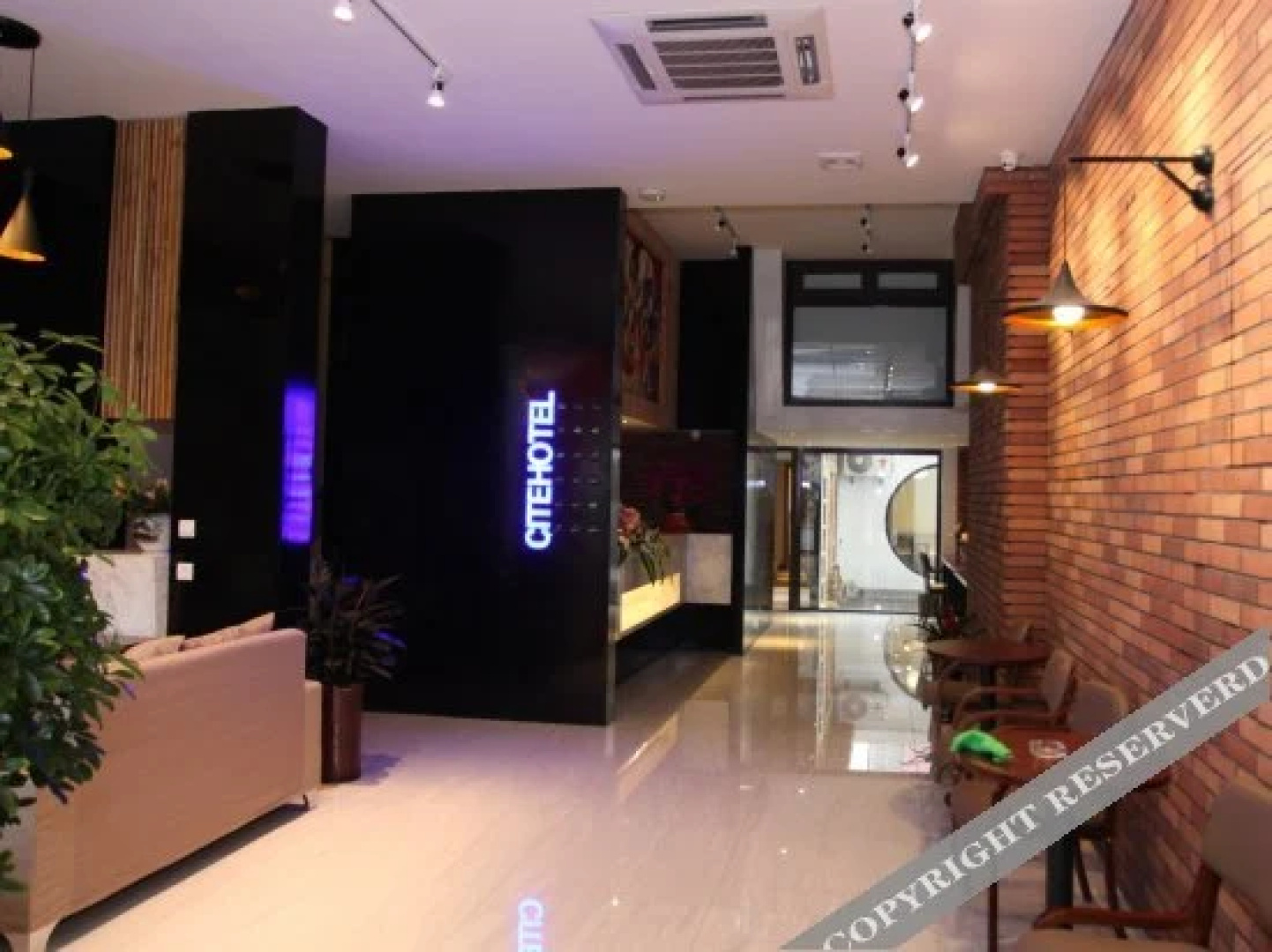 Xiti Shanglv Hotel
