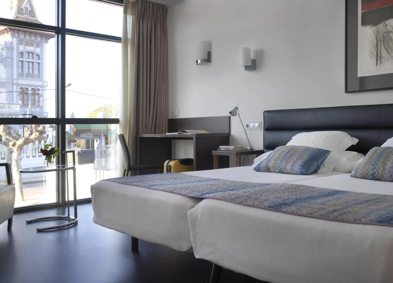 Hotel Villa Rosario II, Edificio Moderno