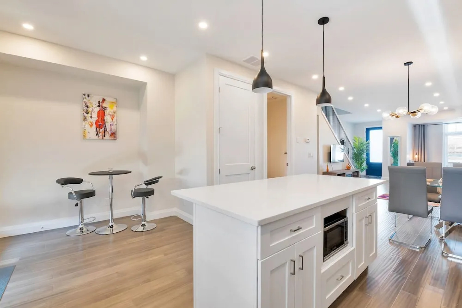 Marvelous New Townhomes for 16 guests