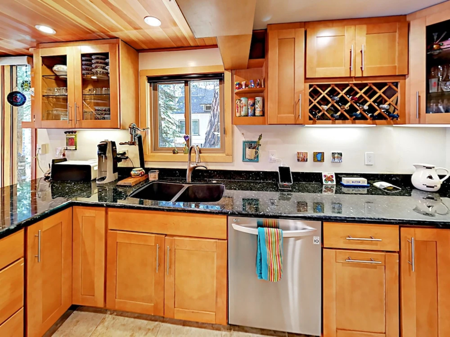 1355 Woodland Way Home 4 Bedrooms 2.5 Bathrooms Home