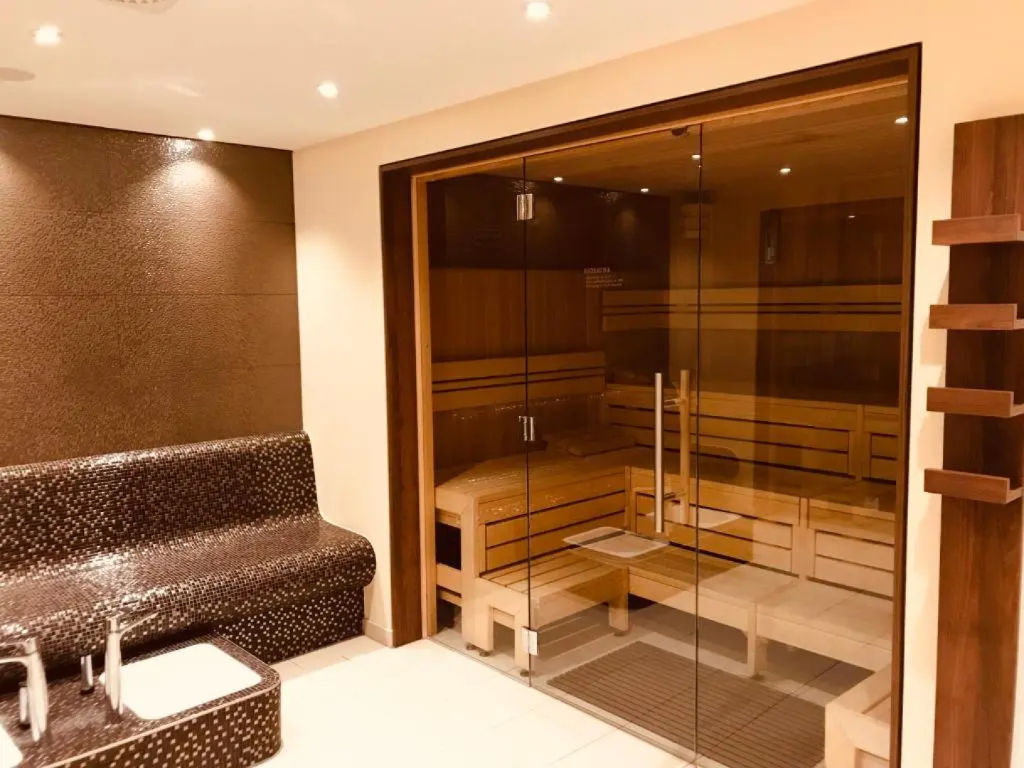 Strandappartement 715 im Plaza Premium Hotel