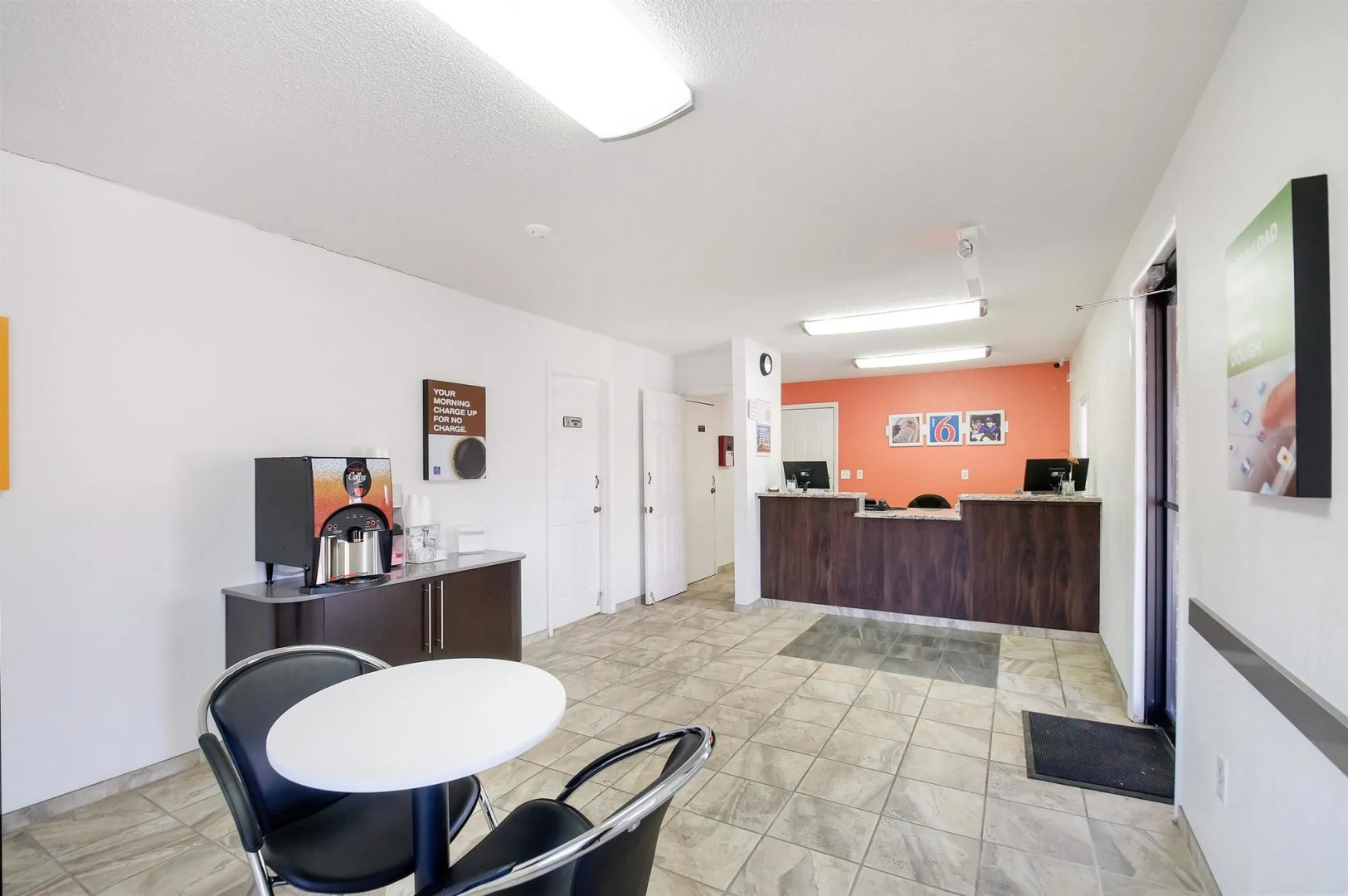 Motel 6 Charles Town, WV