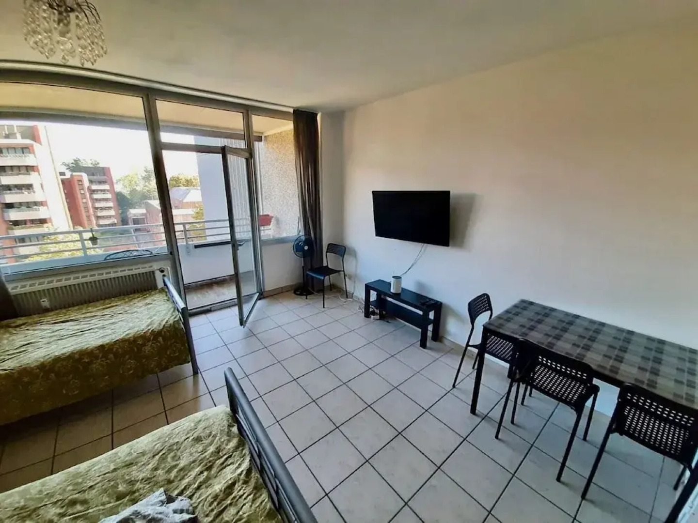 Apartment With Balcony, Neuss