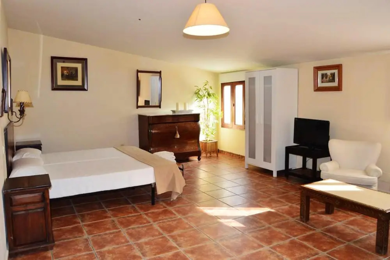 House With 6 Bedrooms in Campo de Cuéllar, With Private Pool and Enclo