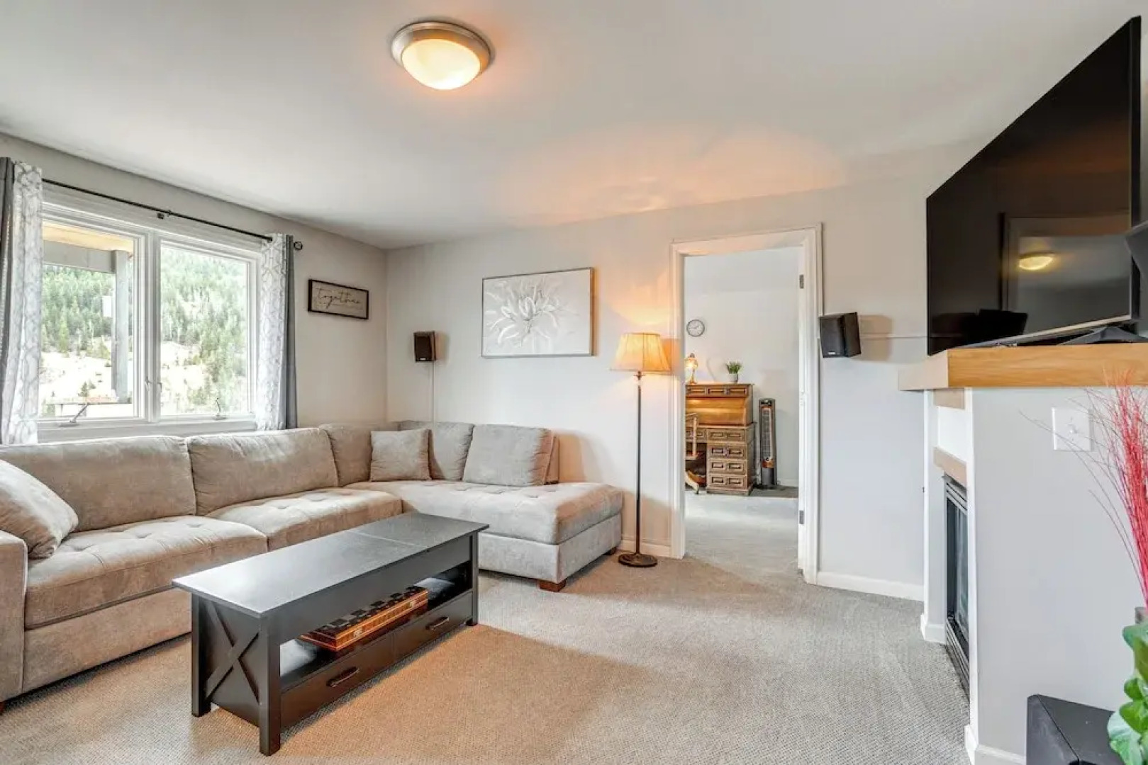 Walk to Casinos: Mtn-view Central City Home!