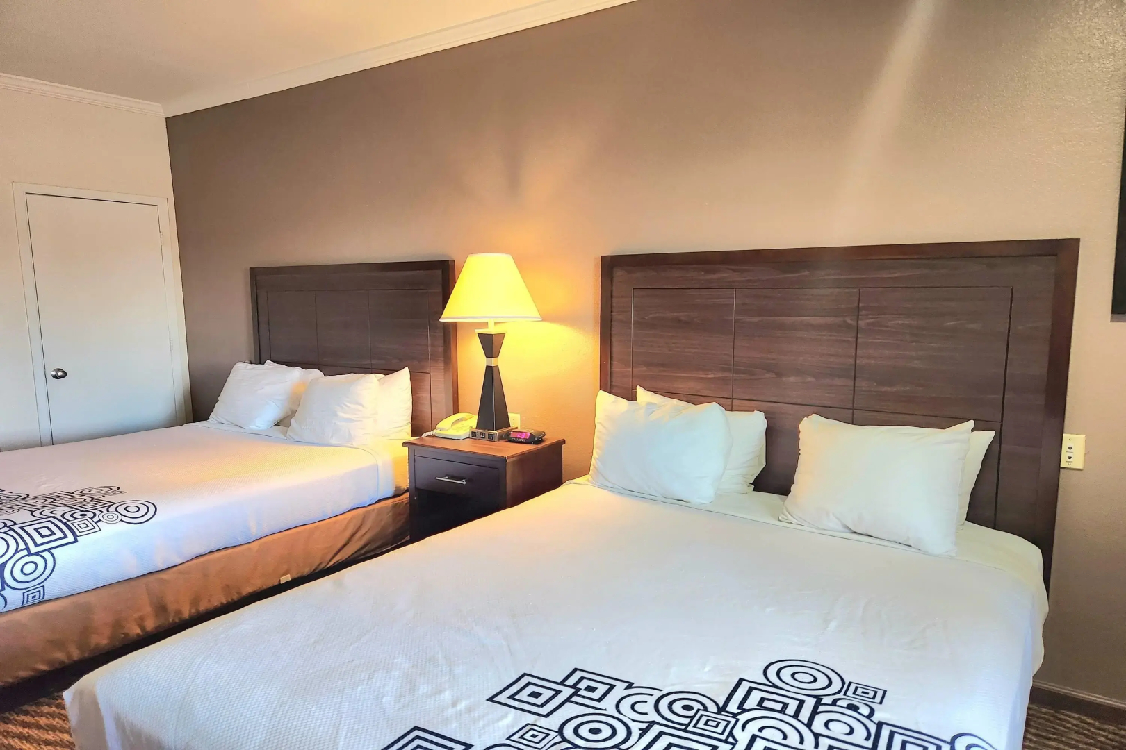 Days Inn by Wyndham Navasota