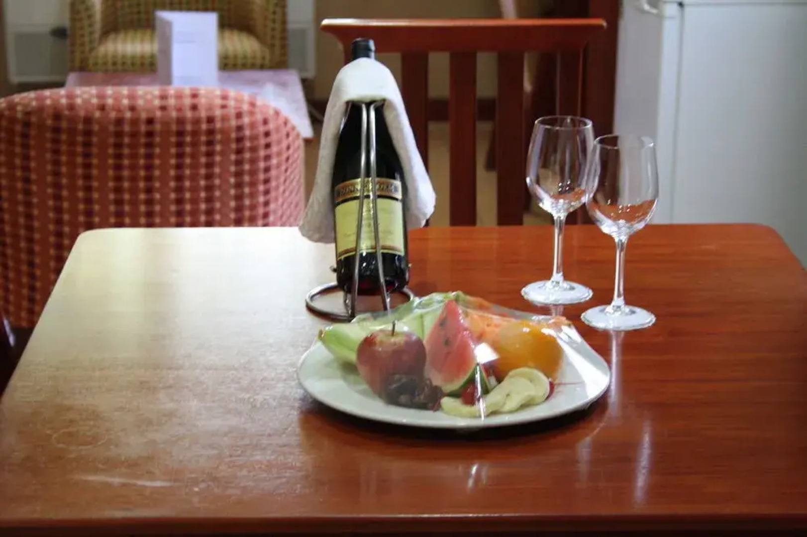 Cresta Golfview Hotel