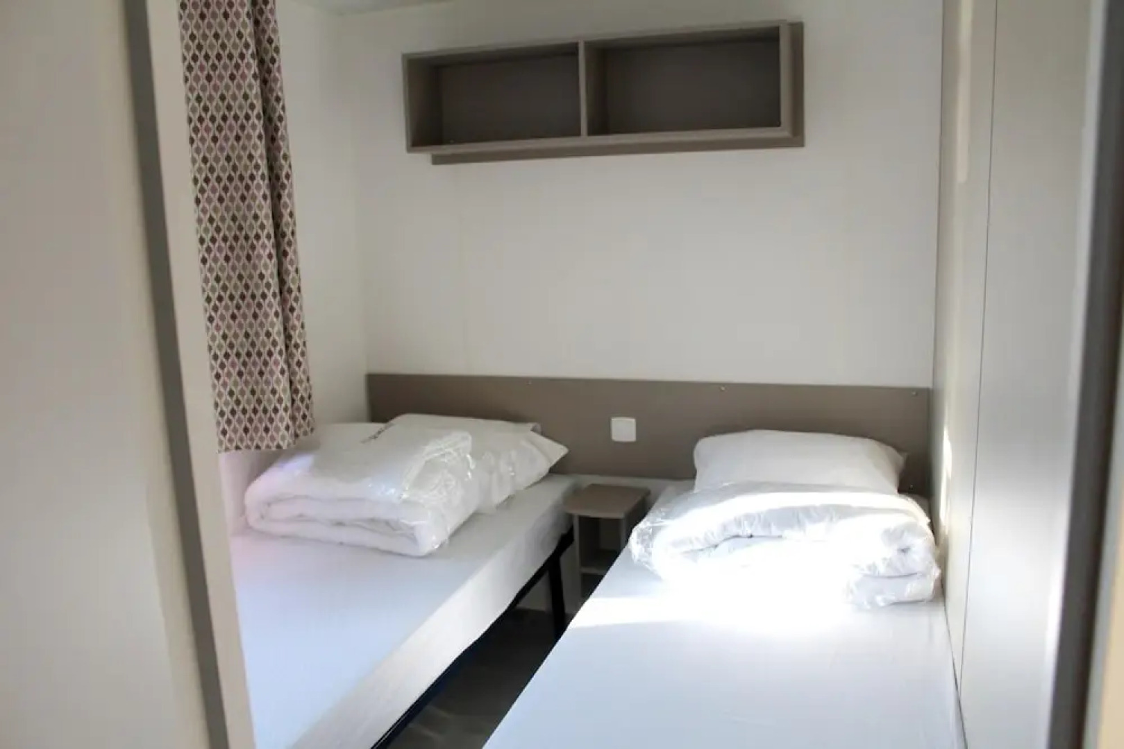 Property With 2 Bedrooms in Les Mathes, With Pool Access, Furnished Ga