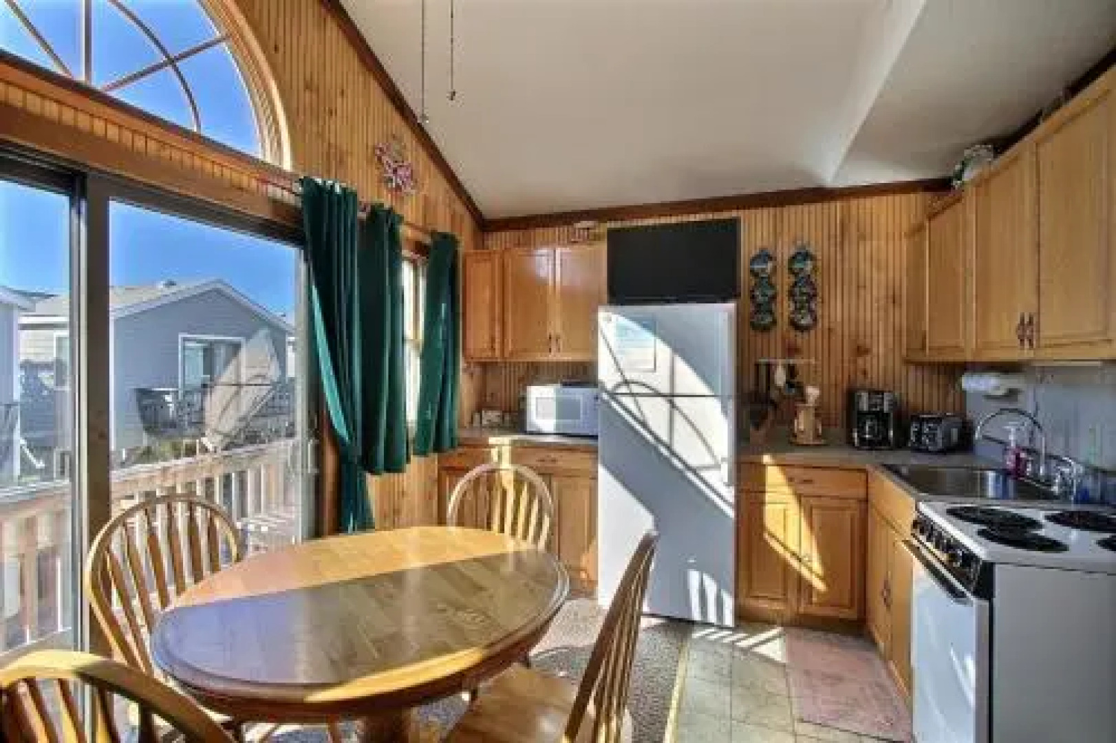 37 Coal Miner's Dream Studio Bedroom Condo by RedAwning